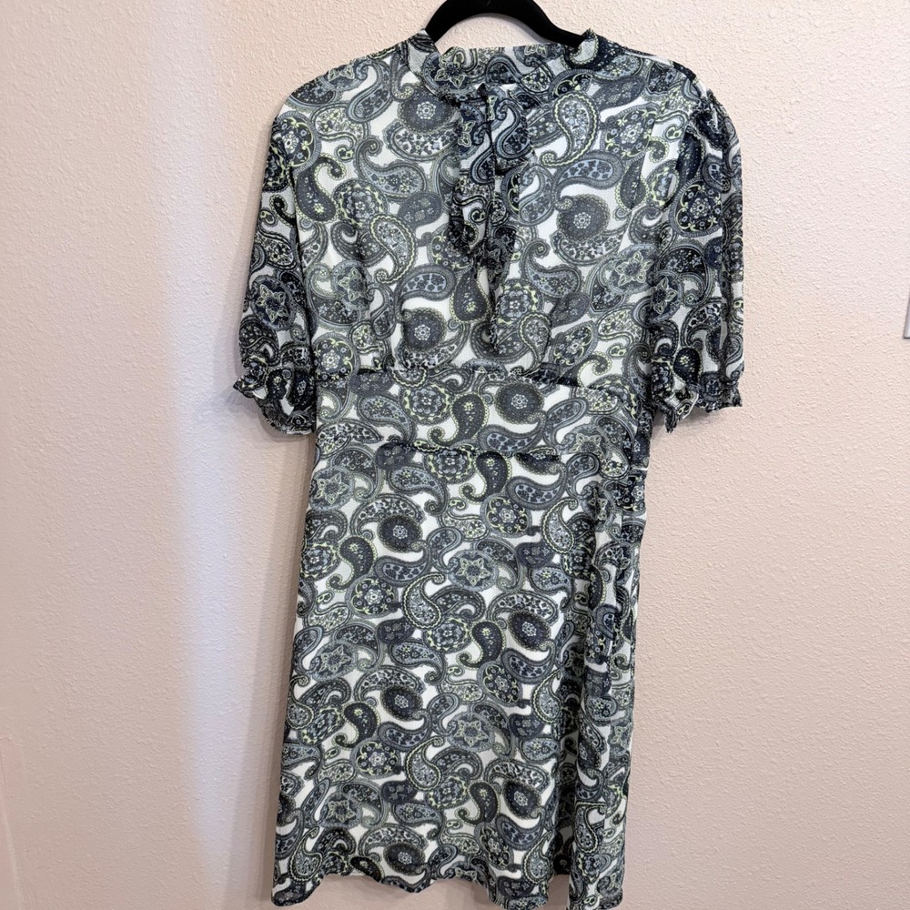 ModCloth Women Blue Green Paisley Tie Neck Short Sleeve Shift Dress Size Medium